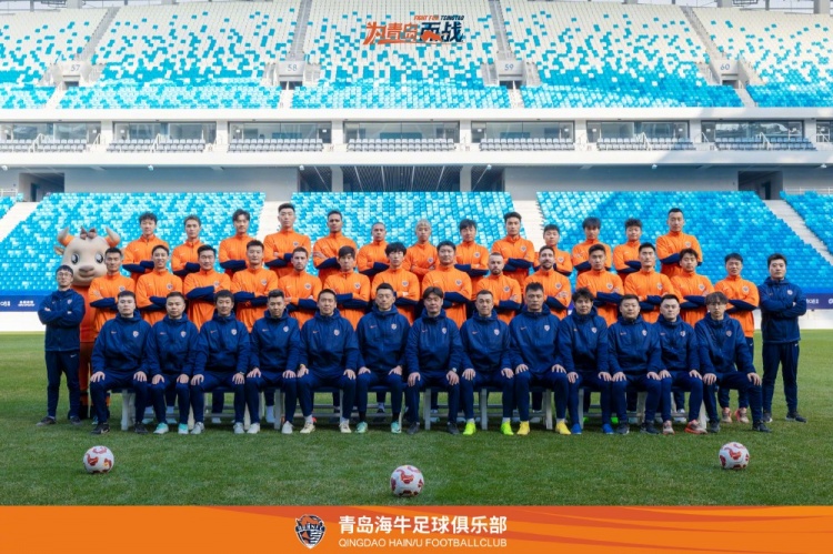  青島海牛一線隊(duì)名單：老將鄭龍、薩里奇坐鎮(zhèn)，金洋洋等新援在列