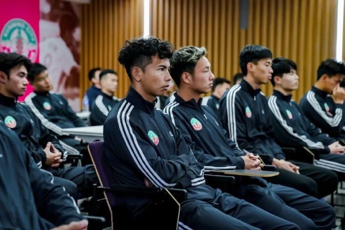  出征中乙！昆明城星足球俱樂部11日舉行新賽季見面會暨出征儀式