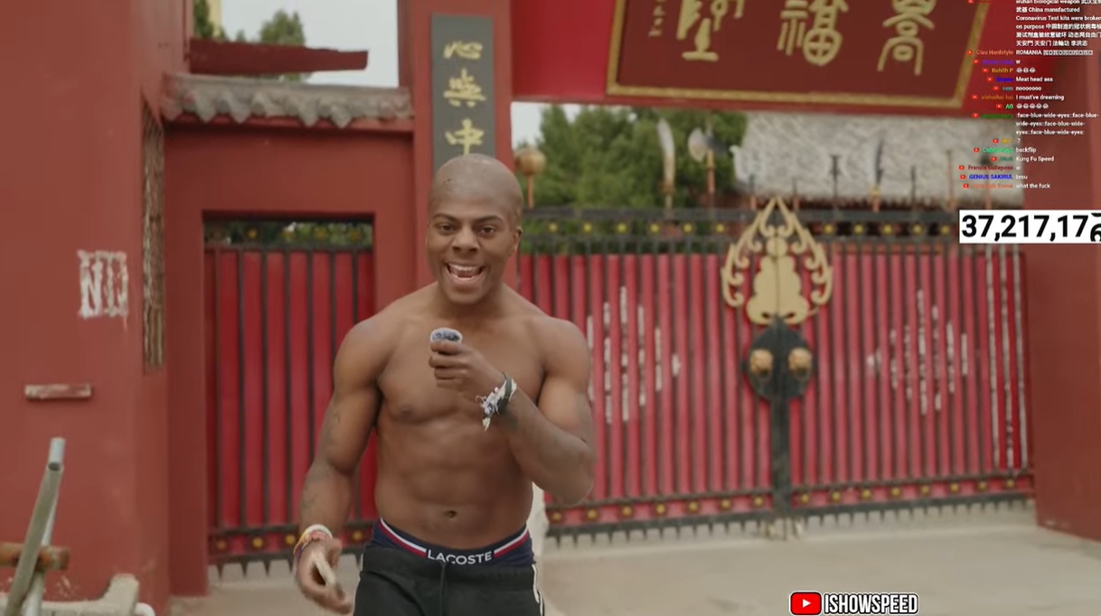  光頭造型！Speed中國(guó)行來到鄭州少林寺，上香拜佛學(xué)功夫