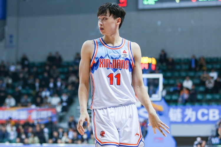  中規(guī)中矩！齊麟8中4拿到15分6籃板 有4失誤&正負值-10