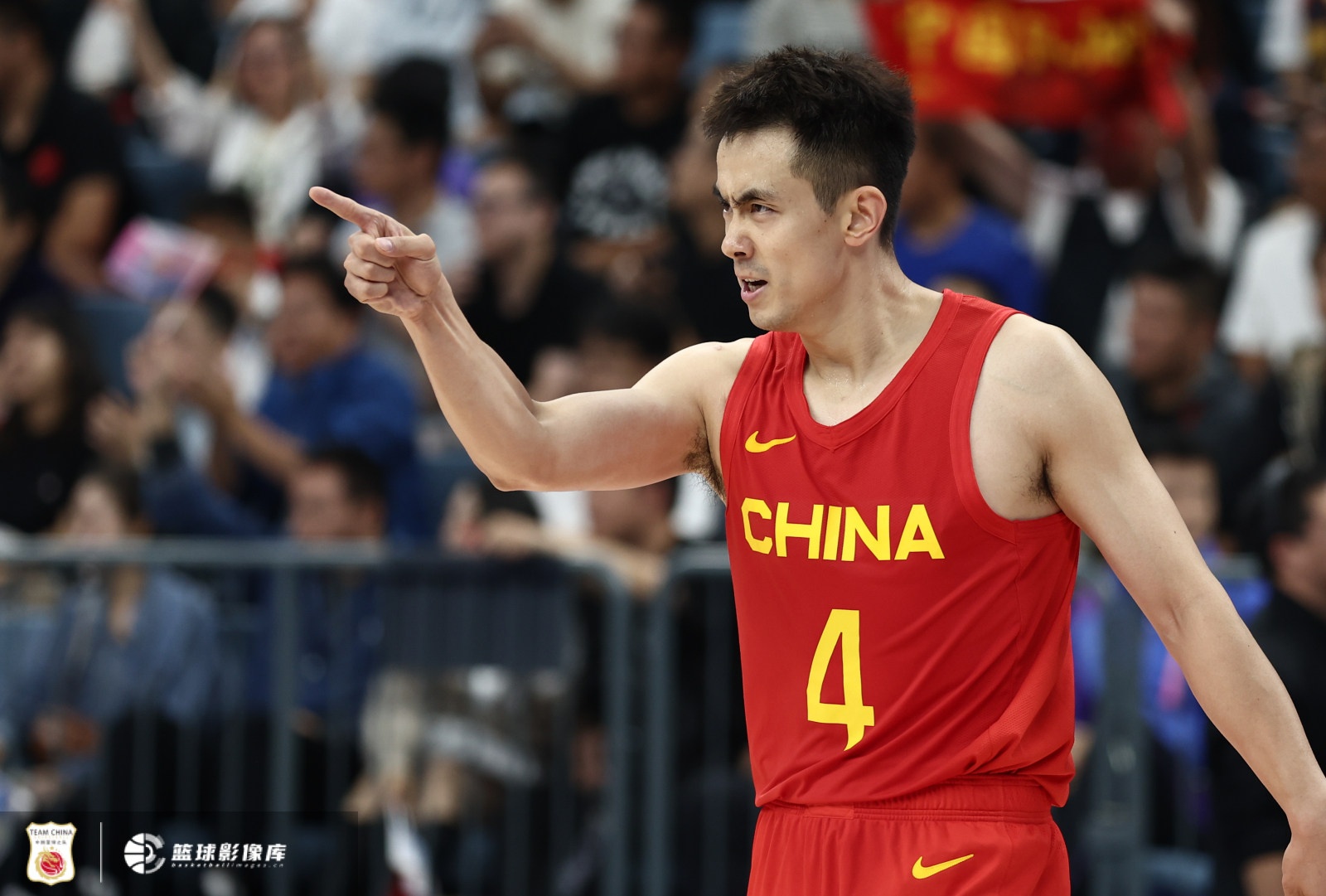  攻防俱佳！趙繼偉半場拿到6分1板4助2斷 正負值+14