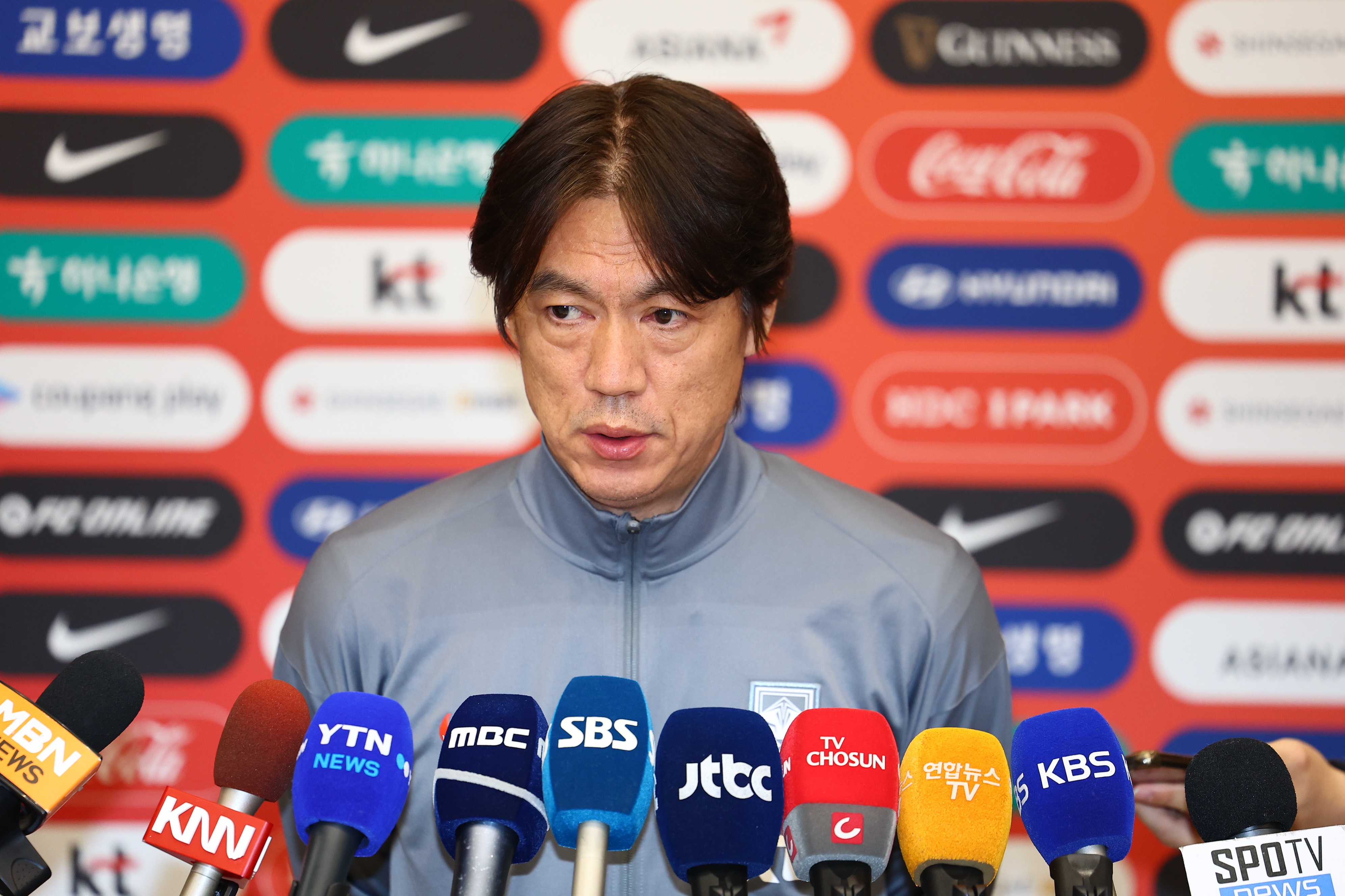  洪明甫不滿：金玟哉對國家隊也重要，拜仁缺乏對球員的保護