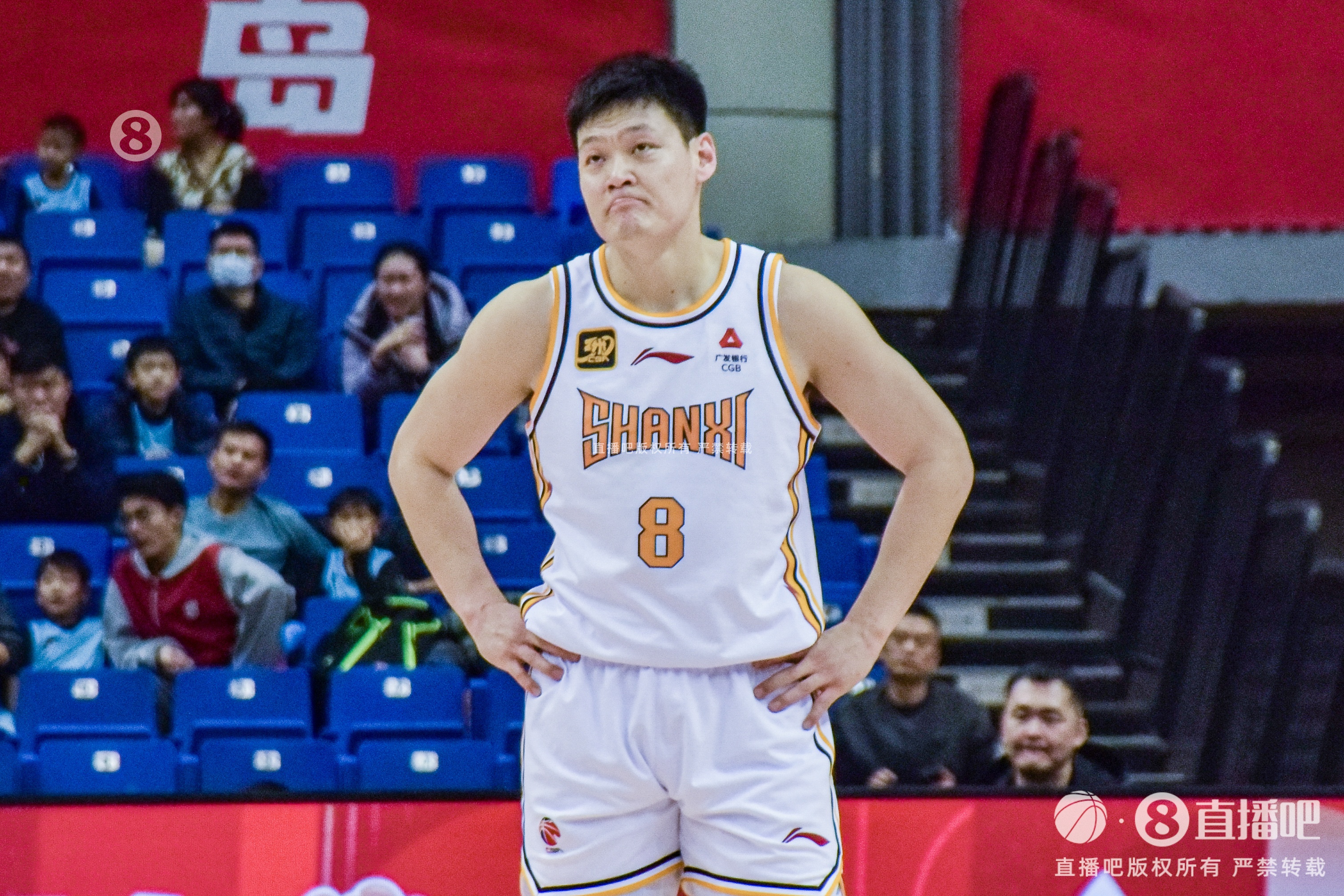  表現平平！張寧11中4拿到11分3板4助&三分8中2 有5犯規(guī)