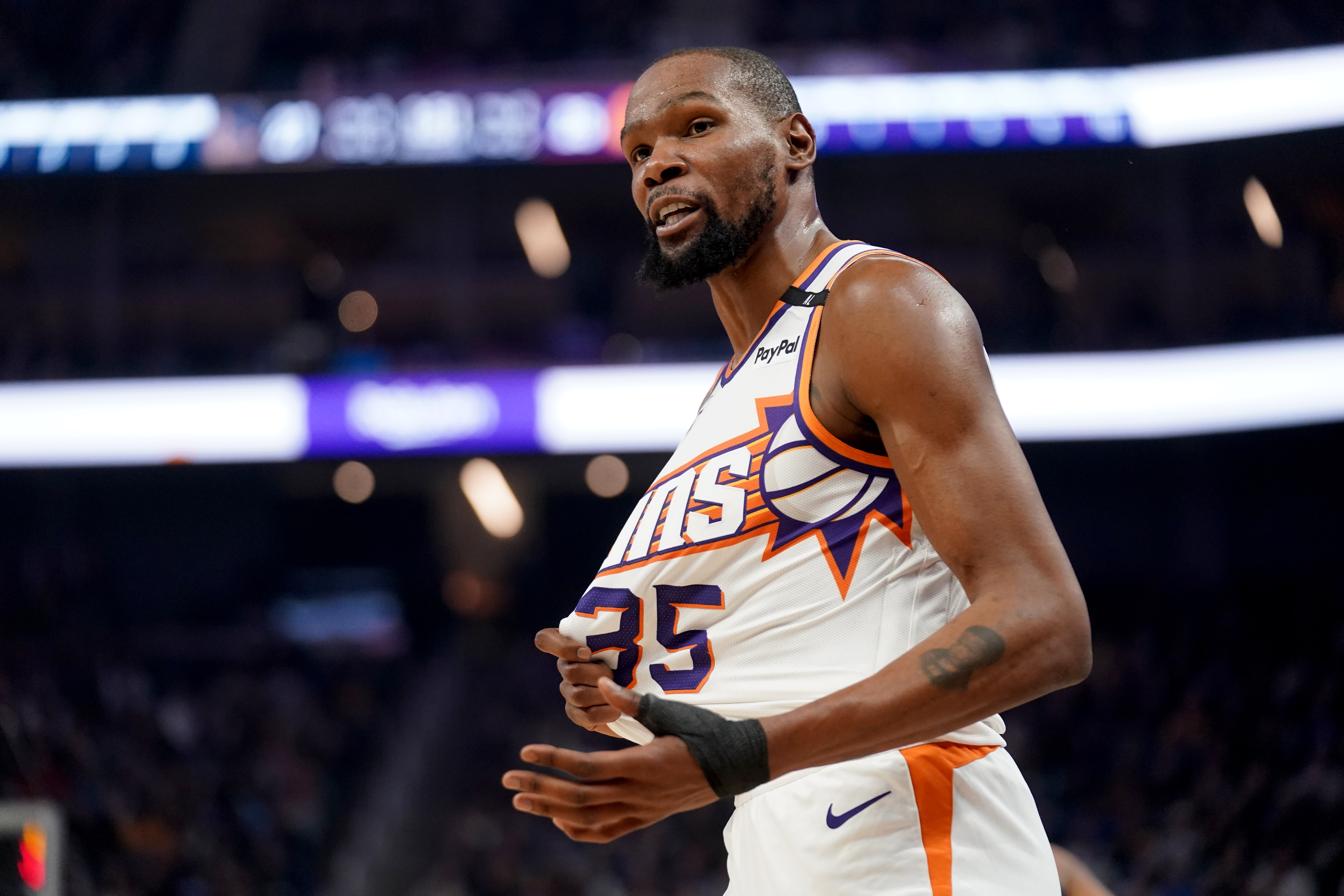  太陽更衣室有毒？KD：你只呆了五分鐘 這種說法不公平且不負(fù)責(zé)任