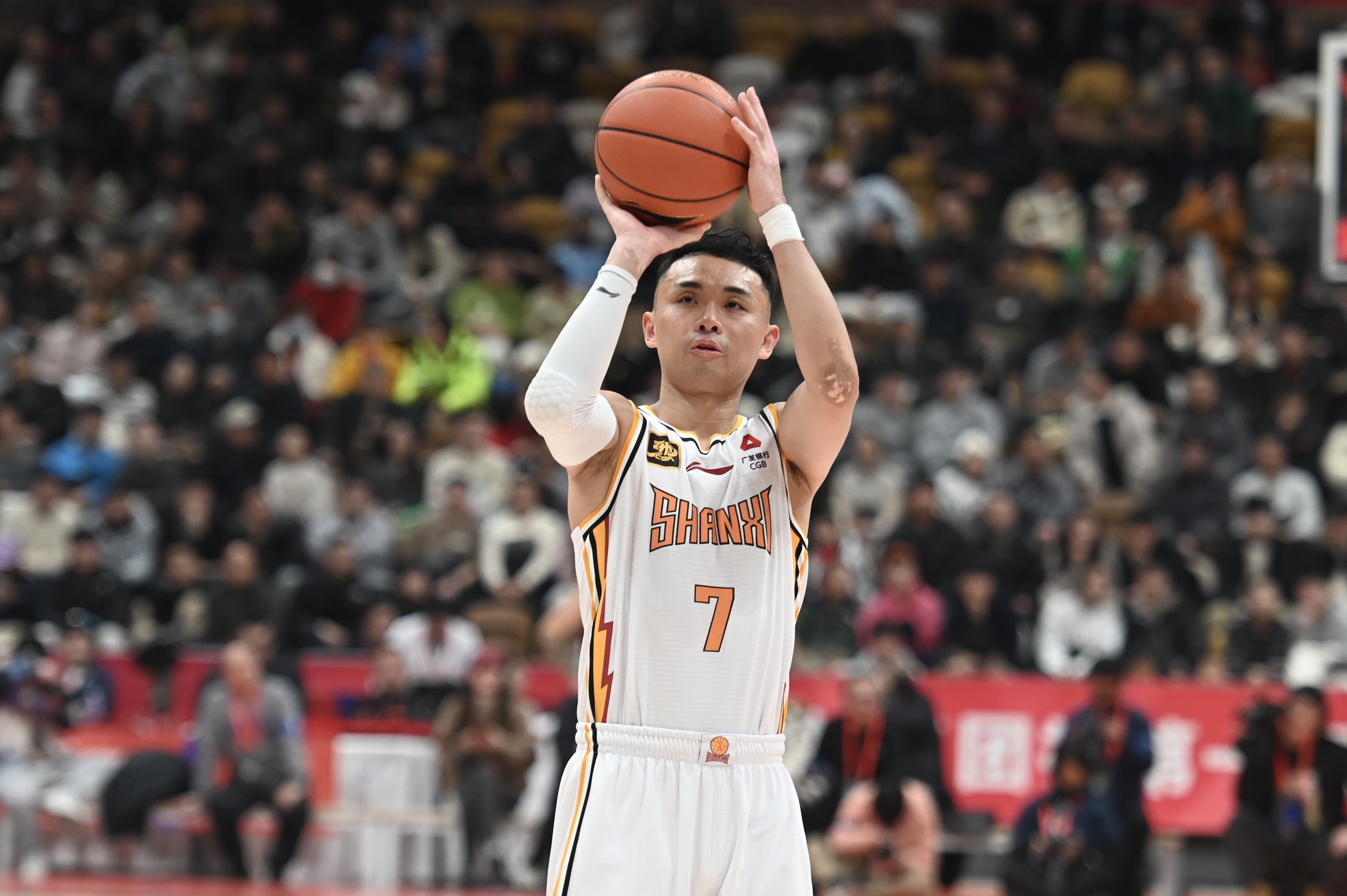  無(wú)奈輸球！原帥15投7中&三分11中4 得到18分4板5助0失誤