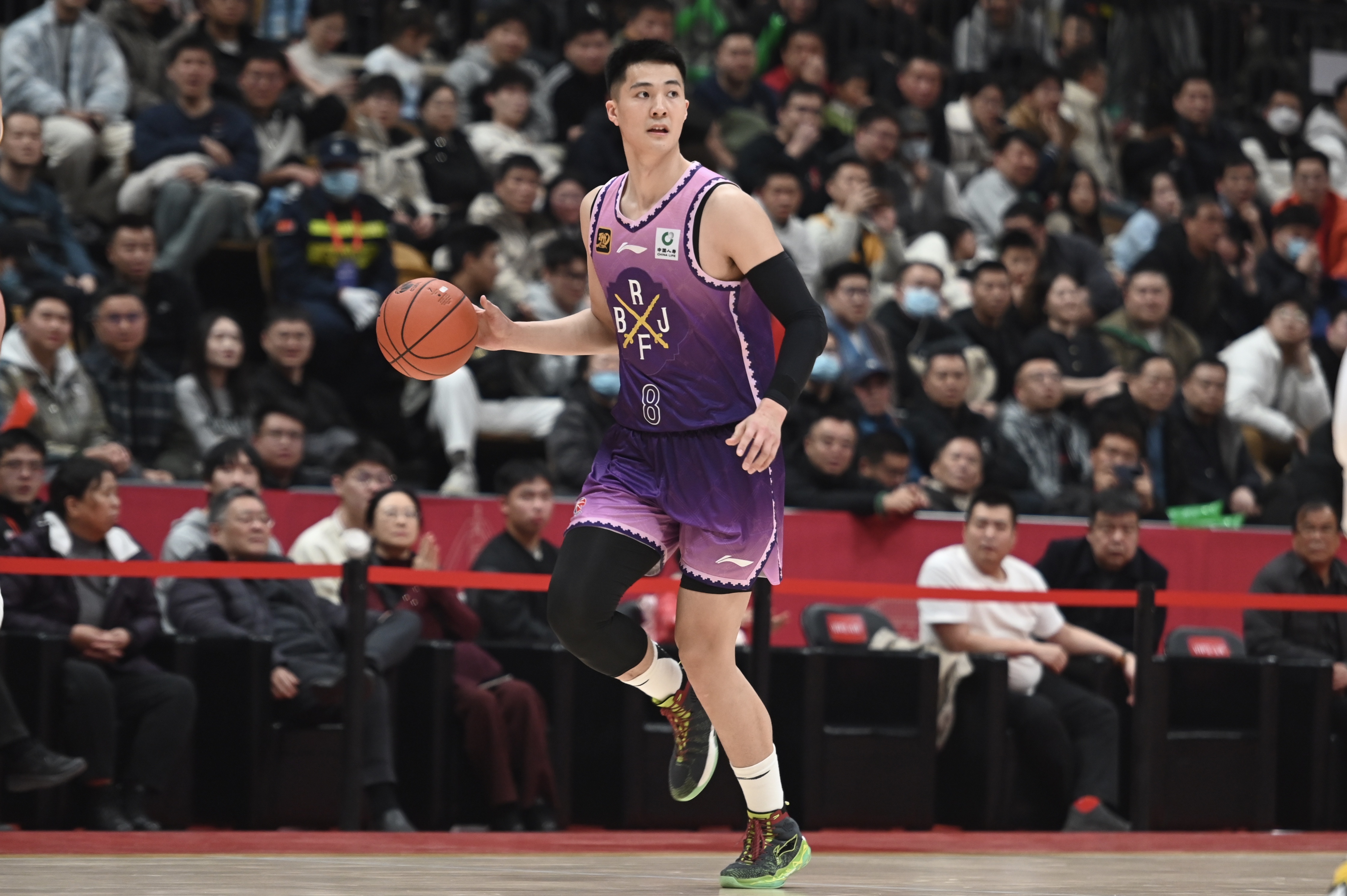  打得不錯！朱松瑋半場6中3&三分2中1拿7分&搶下7個籃板