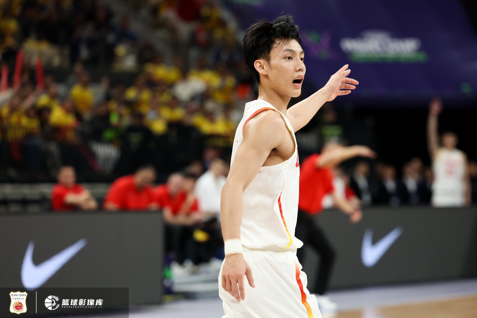  首發(fā)出戰(zhàn)不在狀態(tài)！徐杰全場(chǎng)3中0沒(méi)得分 拿到3板1助2斷另2失誤