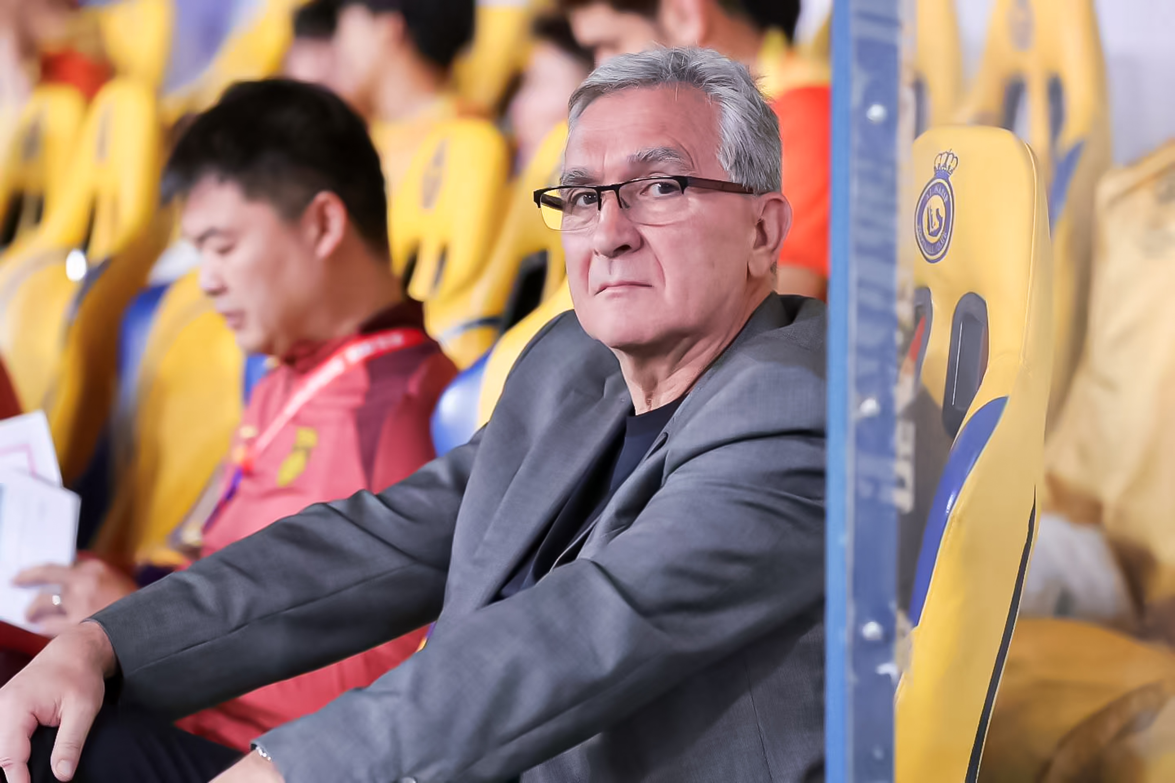  媒體人：長期集訓伊萬練了什么？進攻戰(zhàn)術(shù)只有高準翼大腳找張玉寧